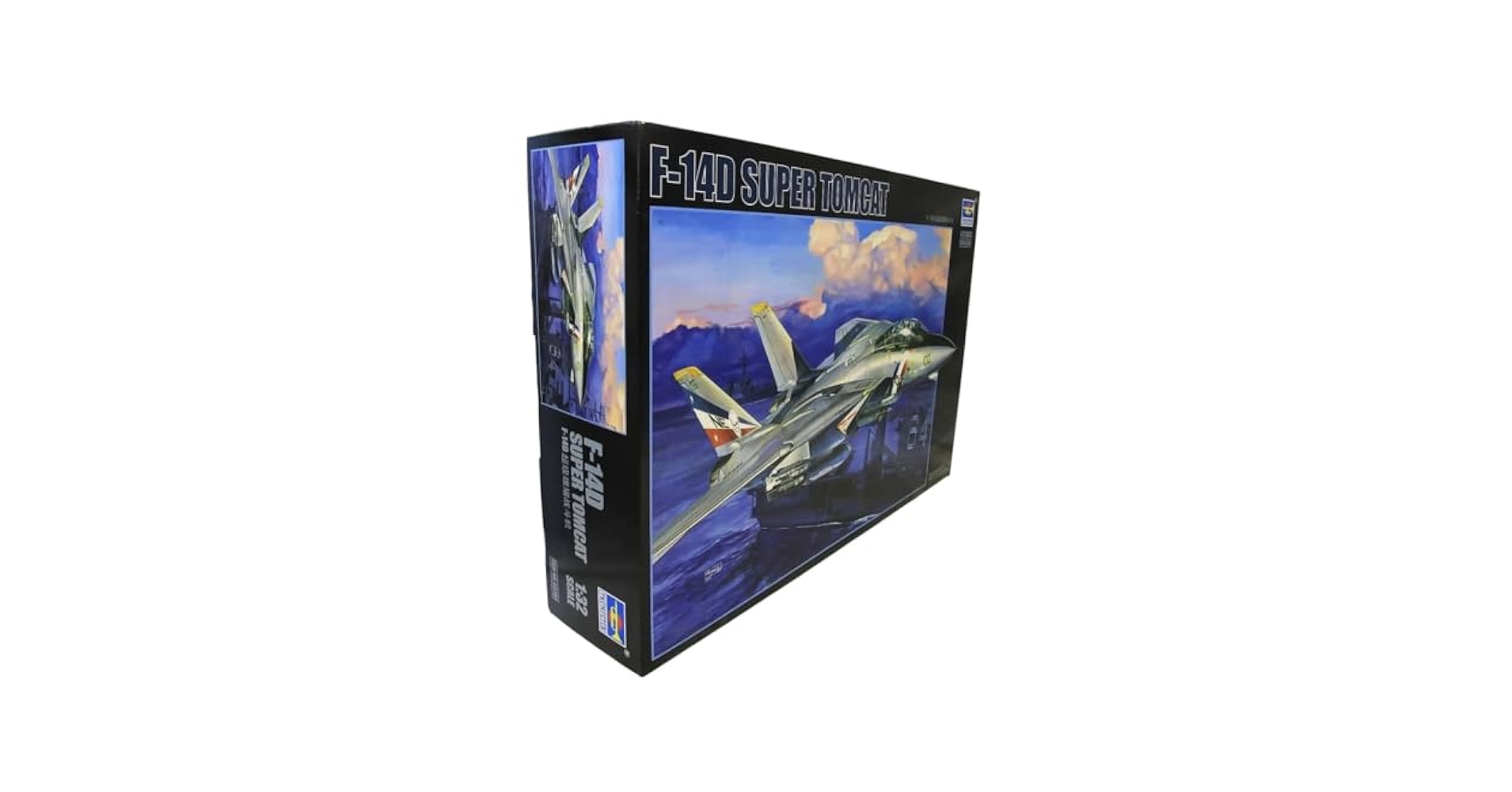 Amazon.com: Trumpeter 1/32 F14D Super Tomcat Fighter Model